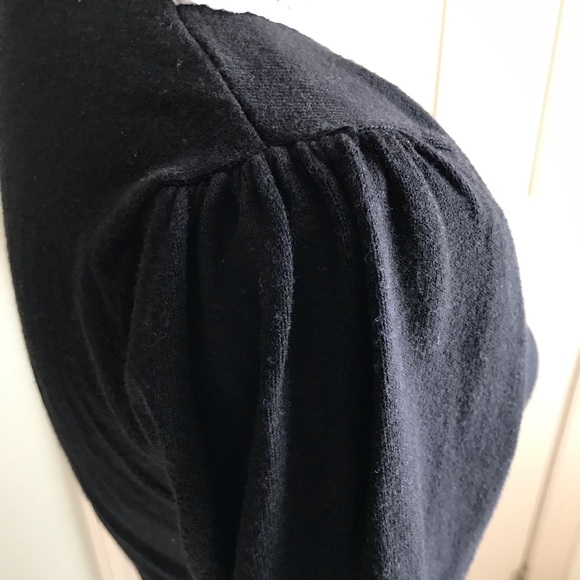 Black Tamara cropped sweater. Size medium - Picture 4 of 5